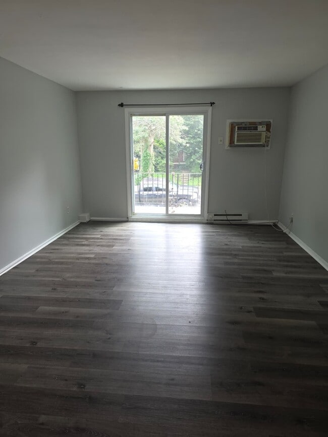 920 E 21st St Unit B1