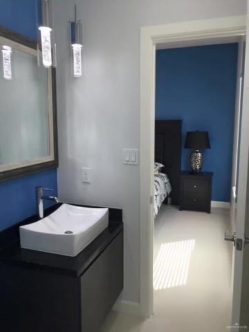 Photo - 9 E St Unit 2