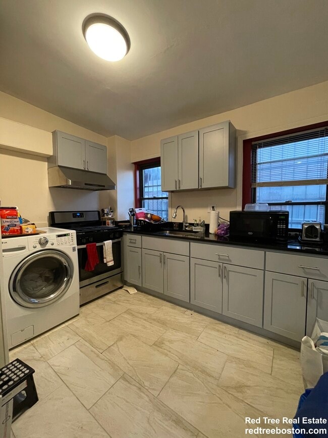 Photo - 871 Harrison Ave Unit 3