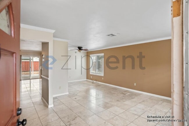 Photo - 1105 Kapareil Dr