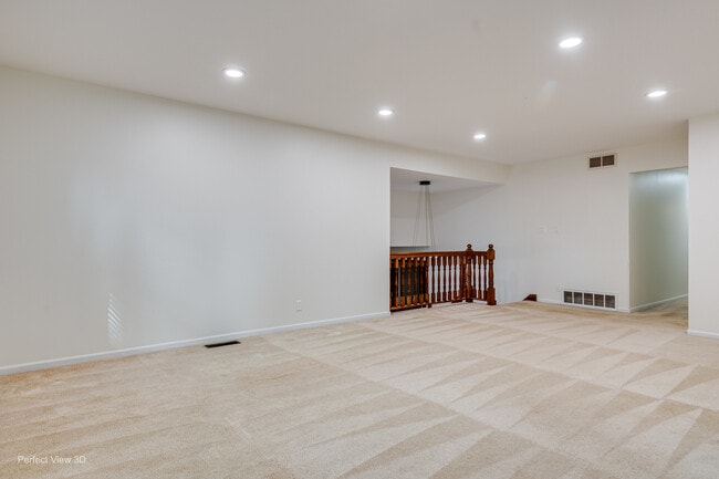 308 Pacific Dr
