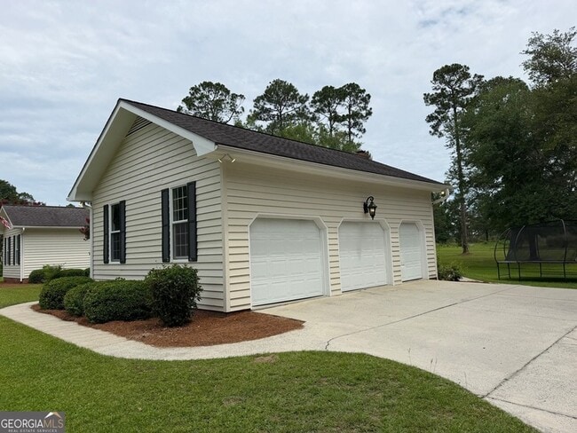 Photo - 1729 Green Acres Dr