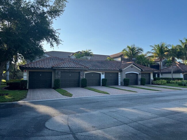 Photo - 9844 Venezia Cir Unit 721