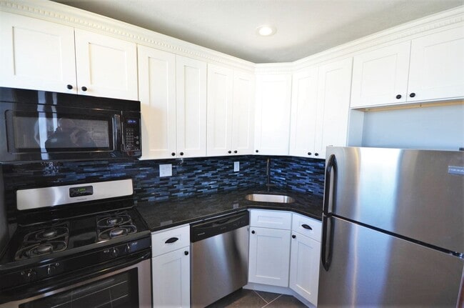 Photo - 349 Sumner St Unit 2