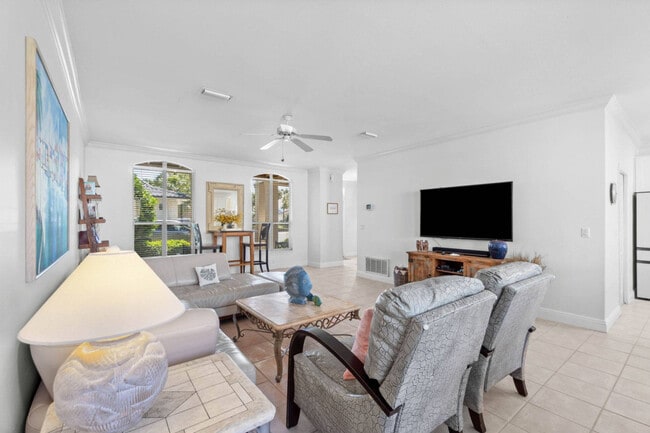 Photo - 42 Topaz Cove Unidad ID1056196P