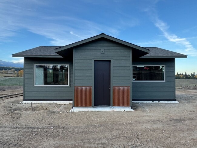 Photo - 1331 Roots Trl