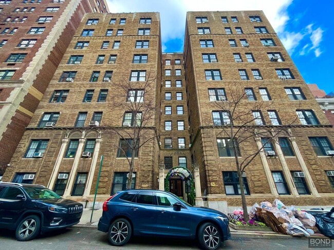 Building Photo - 115 E 92nd St Unit 3A Rental