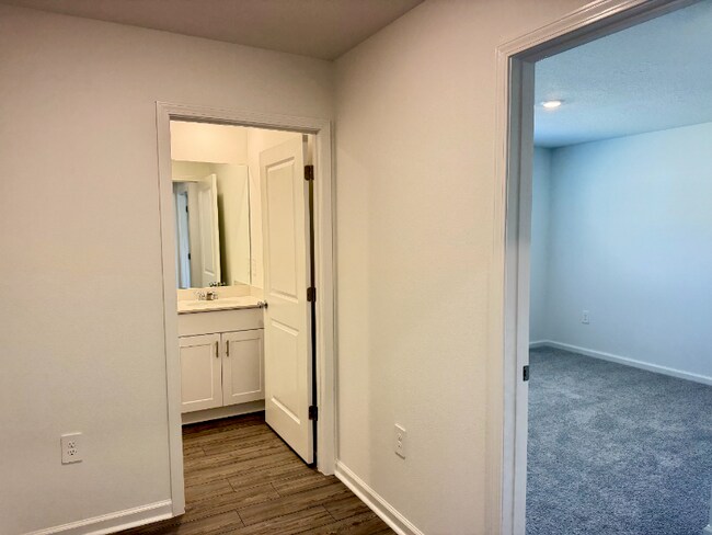 Photo - 4212 SW 82nd Ln