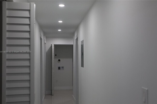 Photo - 1212 N 22nd Ave Unit 1