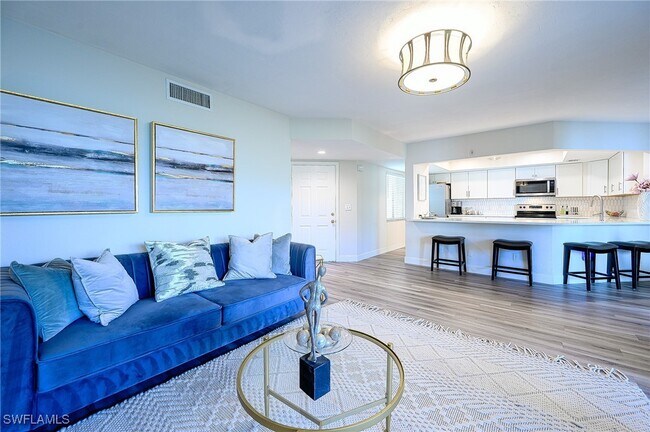 Building Photo - 586 Beachwalk Cir Unit O-205