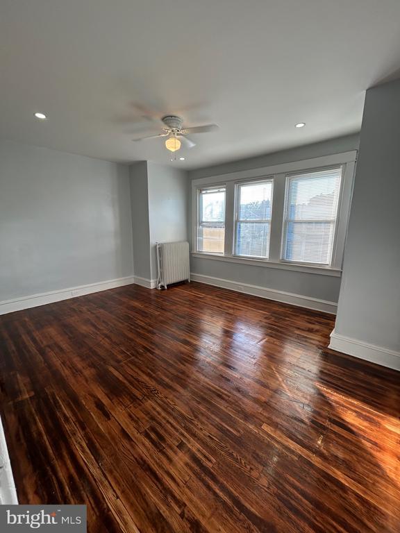 Building Photo - 5834 Beaumont Ave Rental