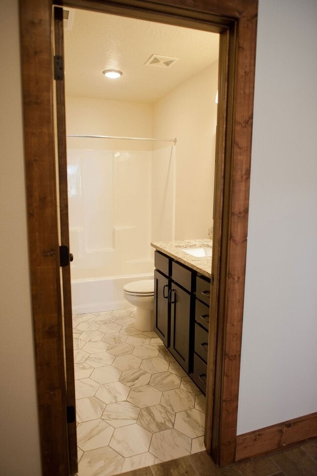 Photo - Union Biscuit West - 109 Unit UBL 109