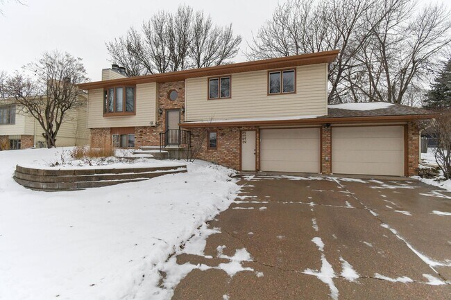 Photo - 2213 S Wellington Ave