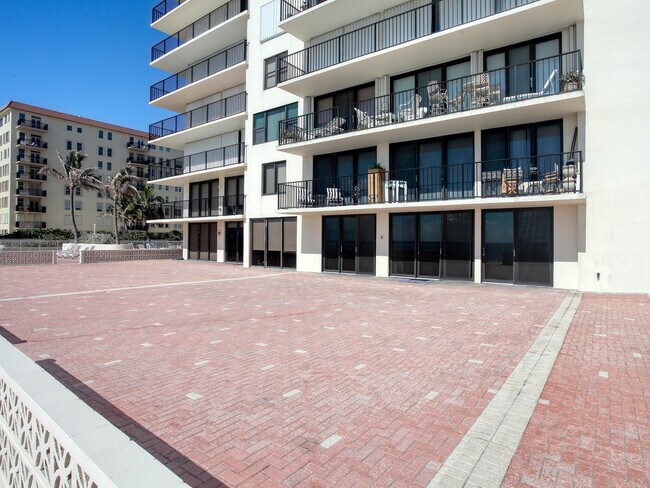 Photo - 3456 S Ocean Blvd Unidad 1020