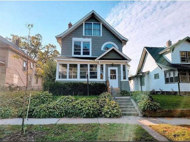 Building Photo - 1772 Lafond Ave