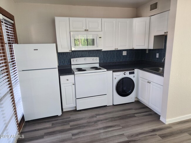 Photo - 4301 N 24th St Unit 0