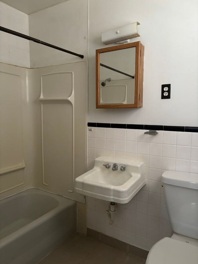 Photo - 611 N Meridian Ave Unit 615