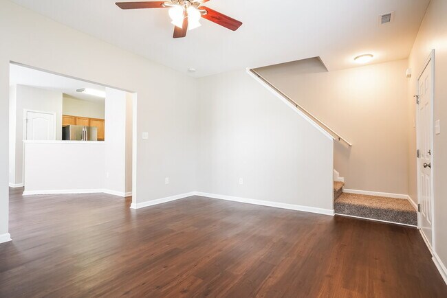 Photo - 2306 King Malcolm Ln
