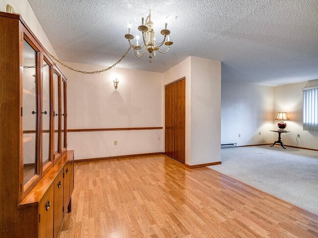 Photo - 942 Main St NW Unit G2