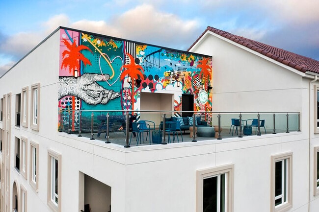 Photo - Chromatic Flats Apartments
