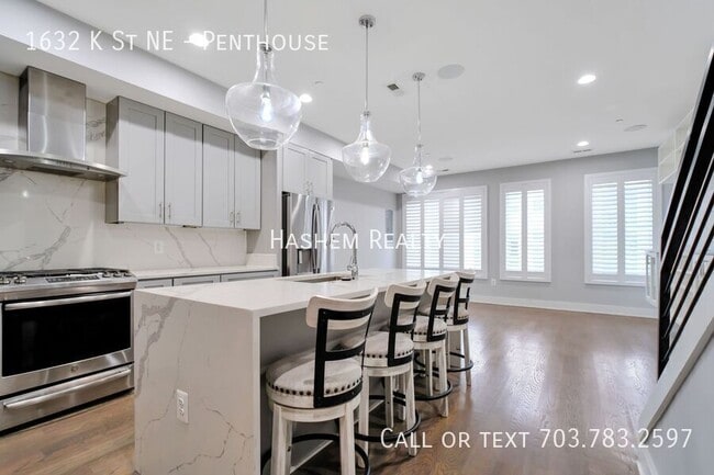 Photo - 1632 K St NE