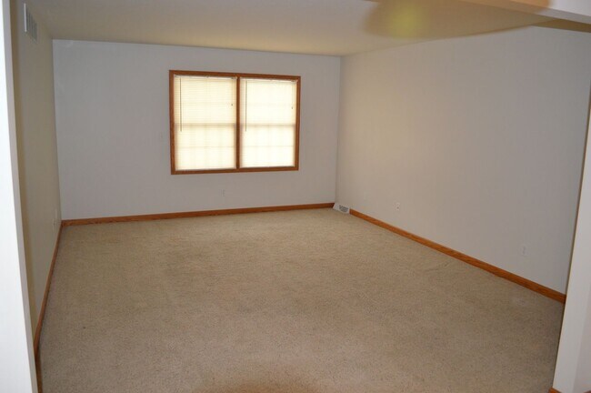 Photo - 479 Sparrow Way Unidad A