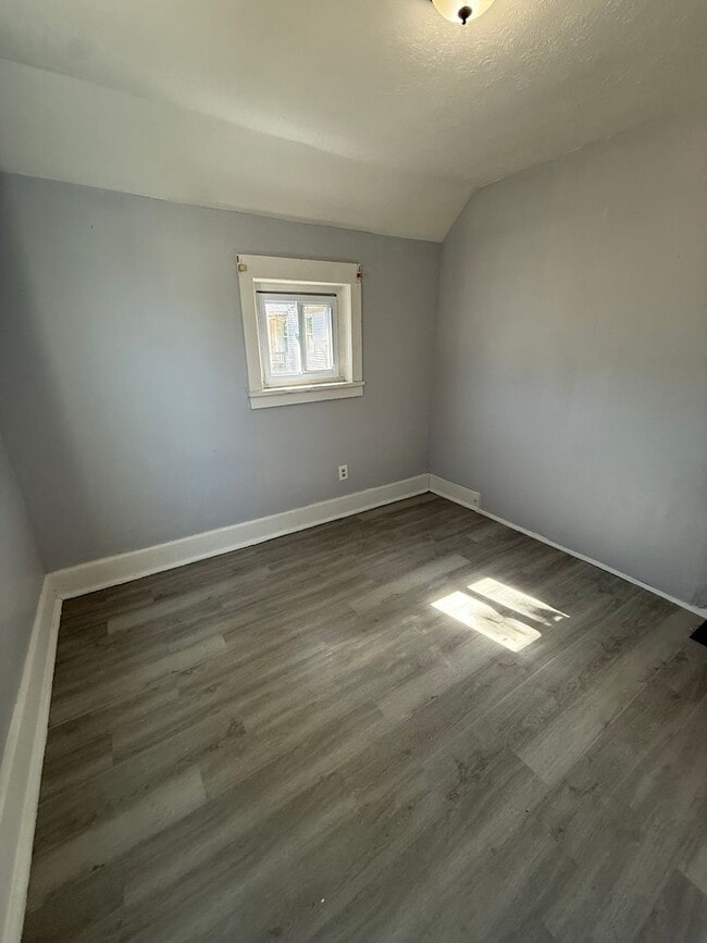 Photo - SECTION 8 and EDEN Accepted!! Newly Renova...