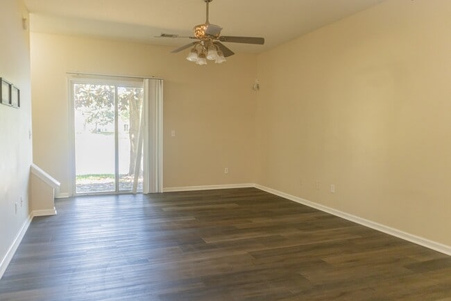 Photo - 762 Scrub Jay Dr