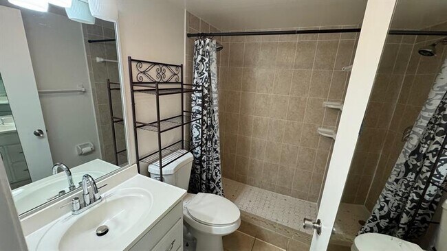 Photo - 344 SE 11th Ave Unit 6