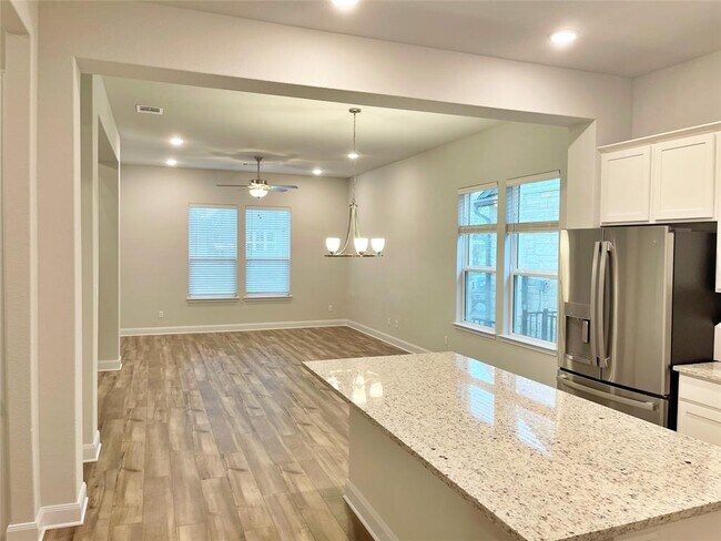 240 Revere Dr