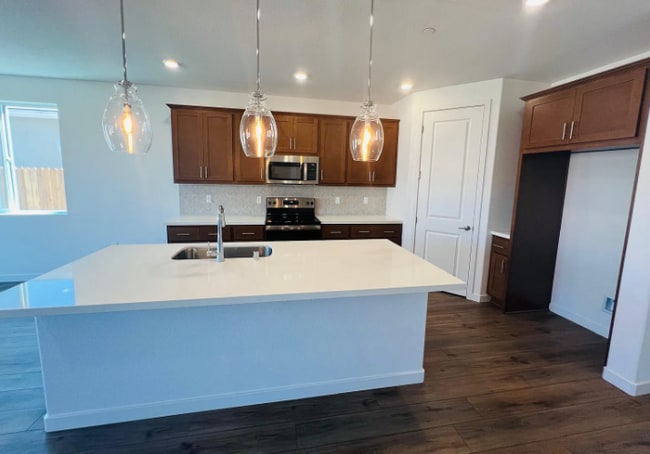 Photo - 3303 Mesa Oak St