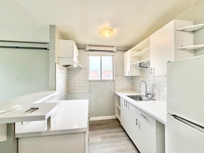 Photo - 2 BED - 1 BATH - APARTMENT - LONDON Unité 1