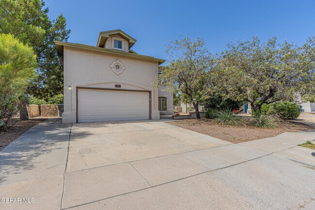 Photo - 712 Laramie River Ave