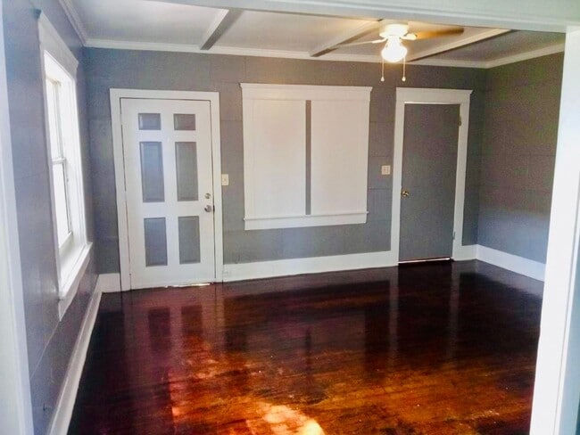 Building Photo - 314 Cottrill St Unit A