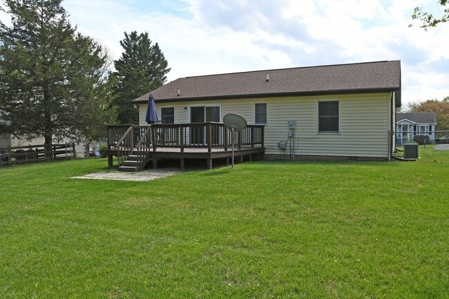 Photo - 218 Bluebird Dr