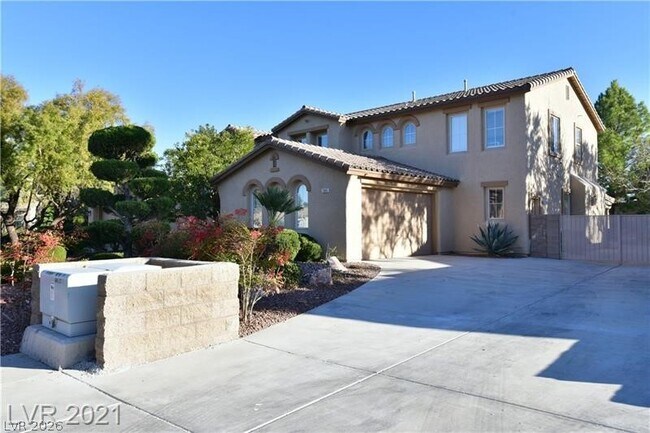 Photo - 385 Glenridding St