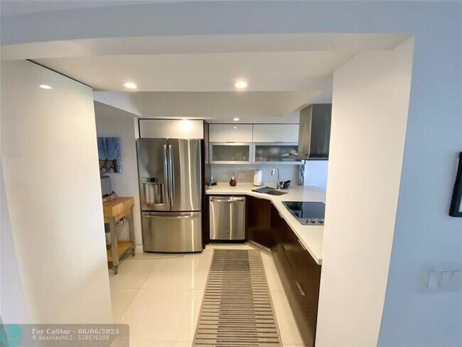 Photo - 3000 E Sunrise Blvd Unit 3C