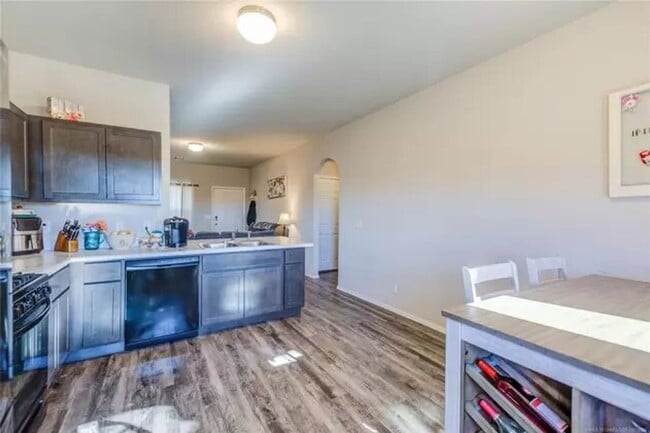 Photo - 3 Bed | 2 Bath | Broken Arrow