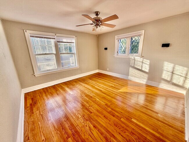 Photo - 1240 Hawthorne Pl Unit 1240 - A