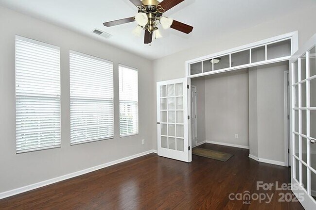 Photo - 8204 Viewpoint Lane