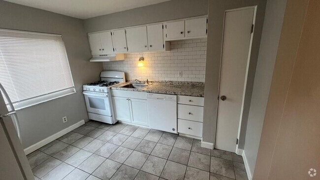 Building Photo - 5305 S Compton Ave Unit C Rental