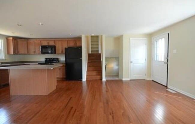 Photo - 10760 Cedarwood Dr