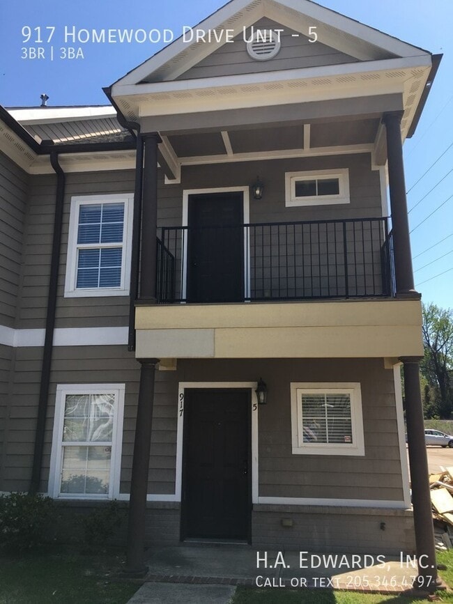 Building Photo - 917 Homewood Dr