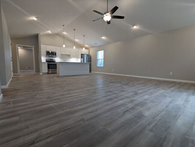 Photo - 4 Bedroom Home With An Open Floor Plan In ...