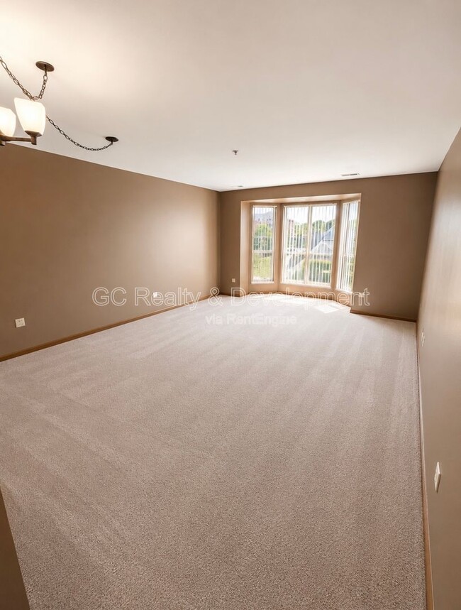 Photo - 57 E Hattendorf Ave Unit 301