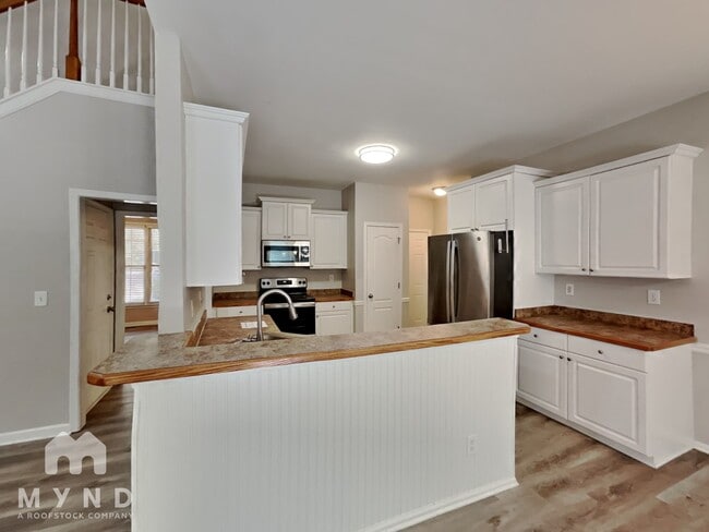 Photo - 1522 Graves Rd