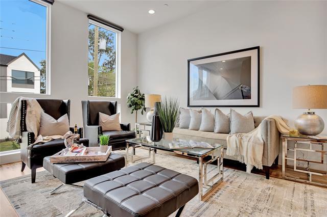 Photo - 4426 Cabell Dr