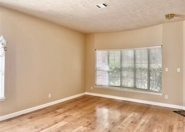 Photo - 6122 Sandy Valley Dr