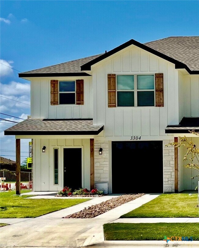 Photo - 3404 Abraham Dr