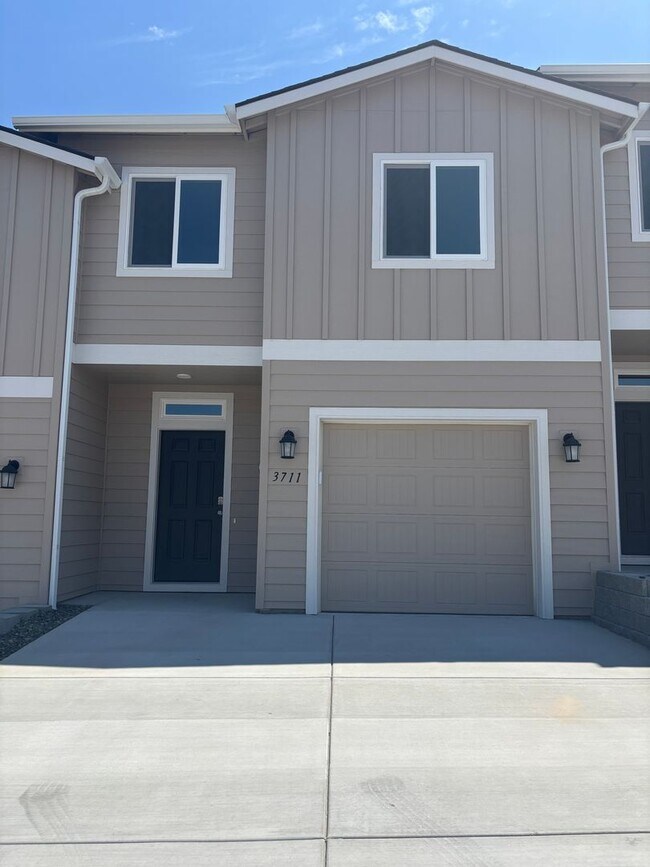 Brand New Townhome! - Brand New Townhome!